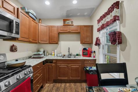 644-646 Maple Street Bridgeport CT 06608