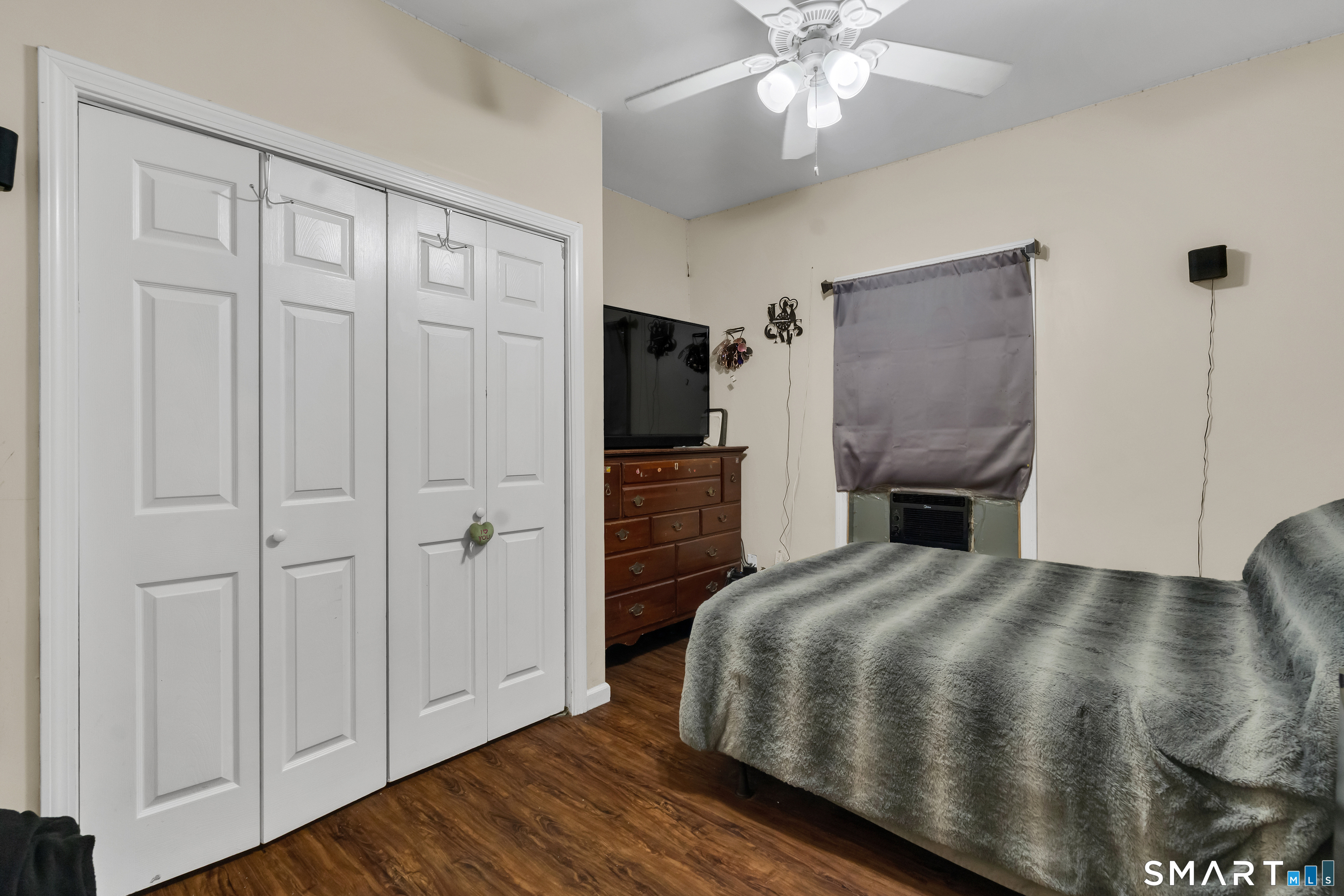 644-646 Maple Street Bridgeport CT 06608