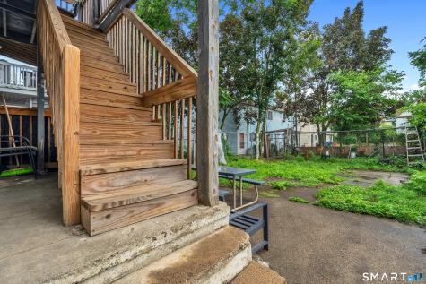 644-646 Maple Street Bridgeport CT 06608
