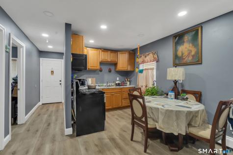 644-646 Maple Street Bridgeport CT 06608