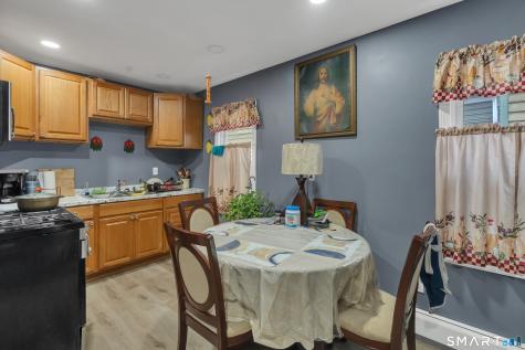 644-646 Maple Street Bridgeport CT 06608