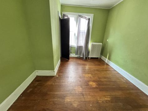 102 Rowe Avenue Hartford CT 06106