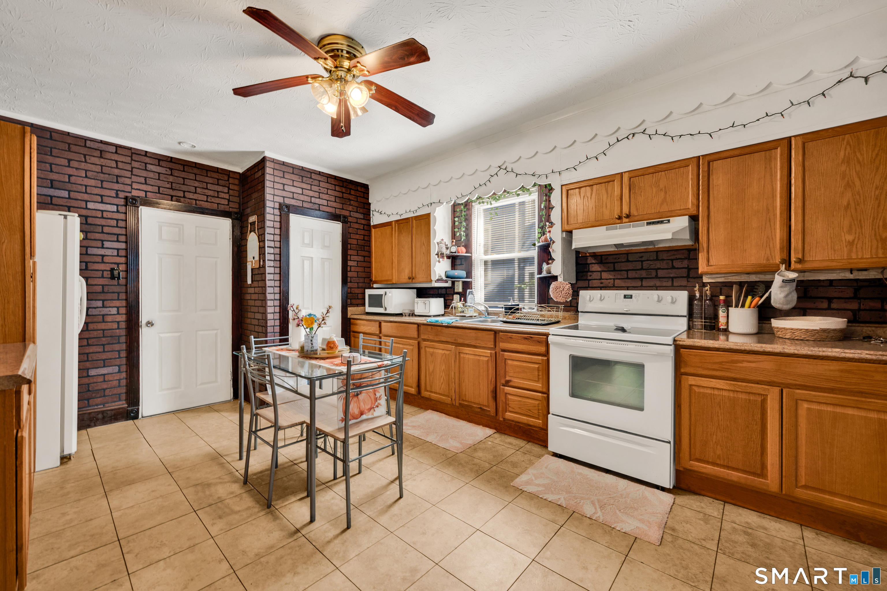 145 Adelaide Street Hartford CT 06114