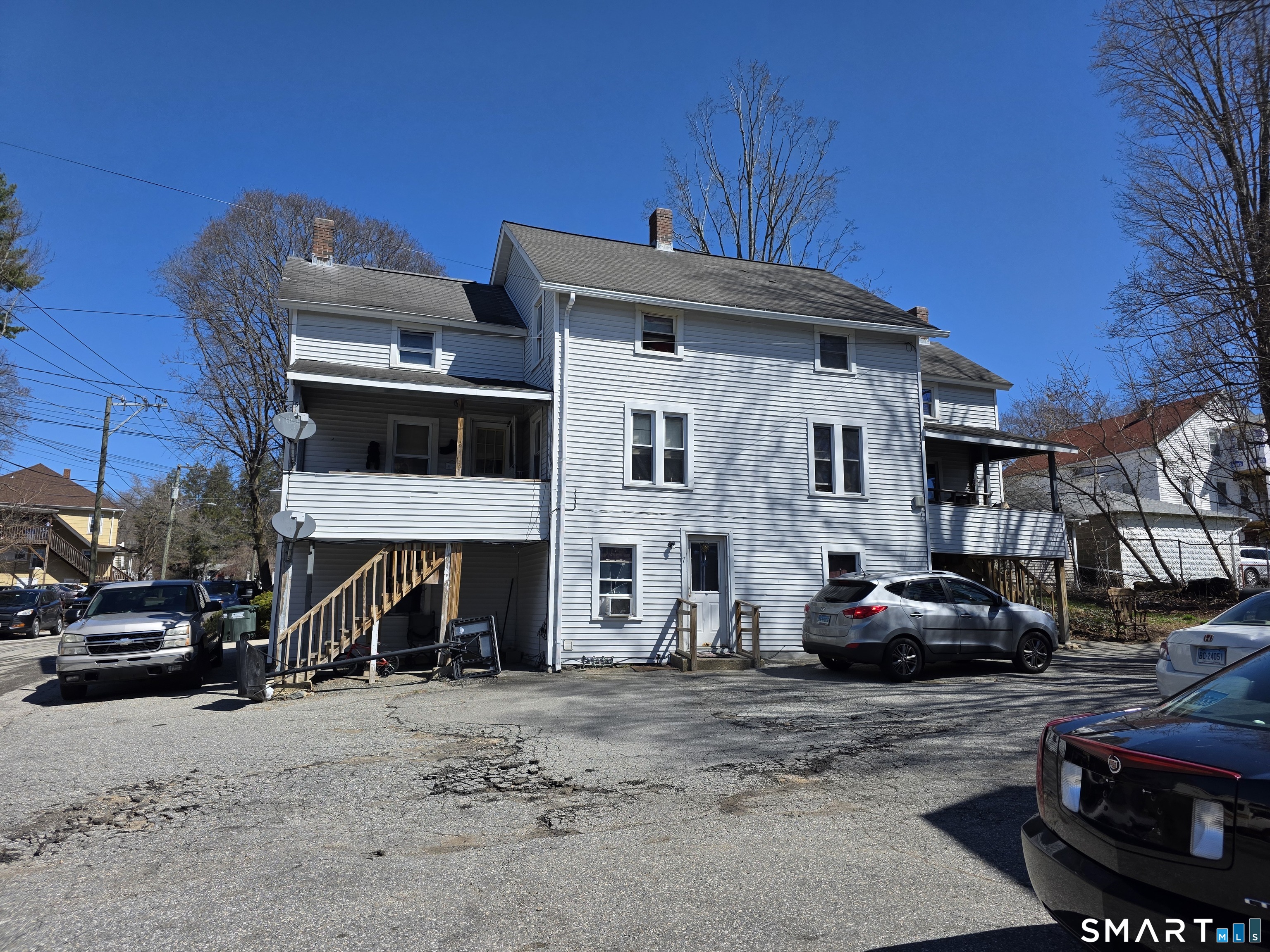 129 Woodstock Avenue Putnam CT 06260