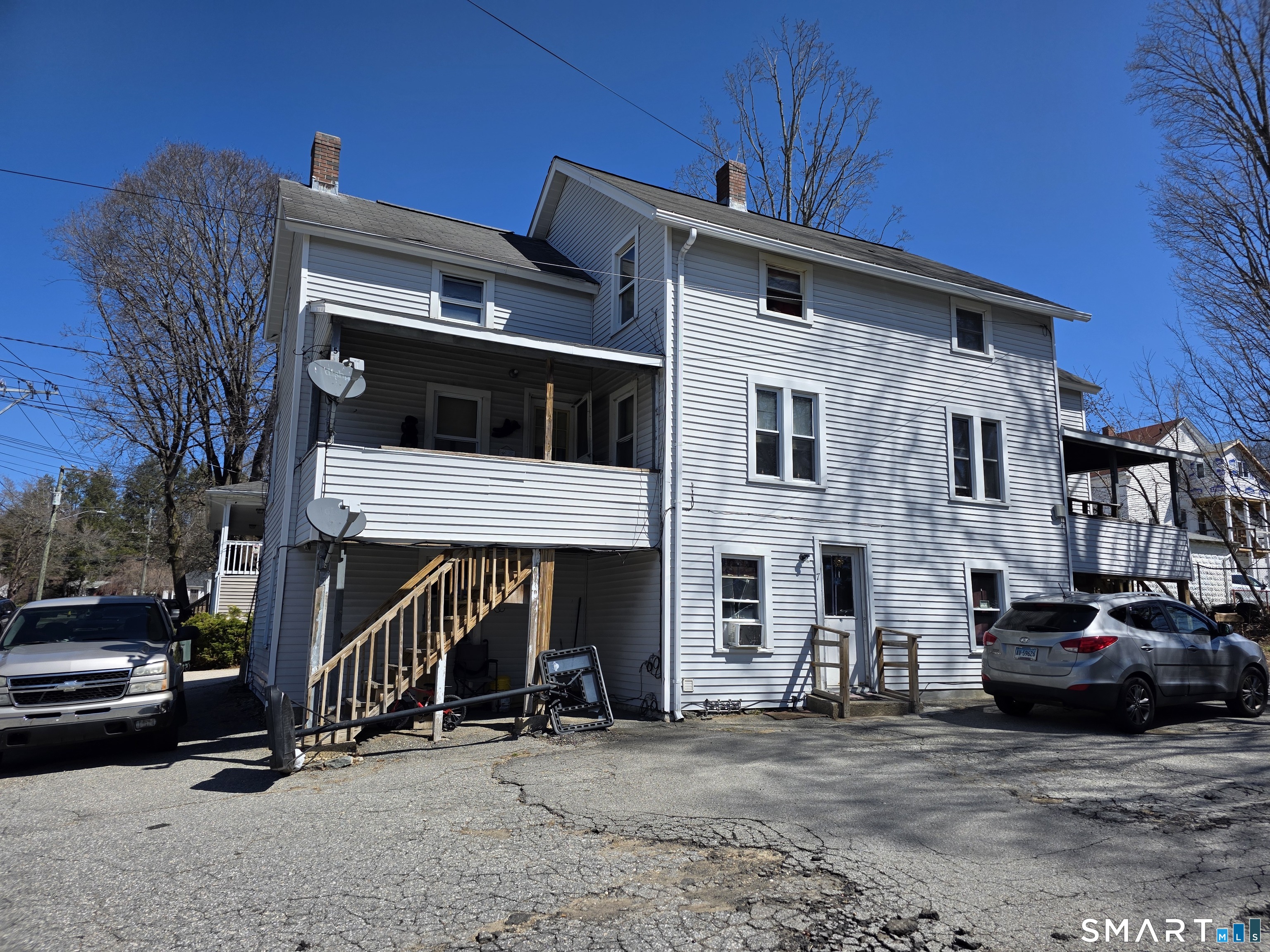 129 Woodstock Avenue Putnam CT 06260