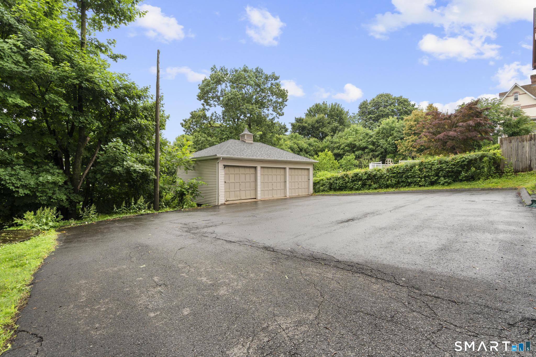 83 Pleasant Street Meriden CT 06450