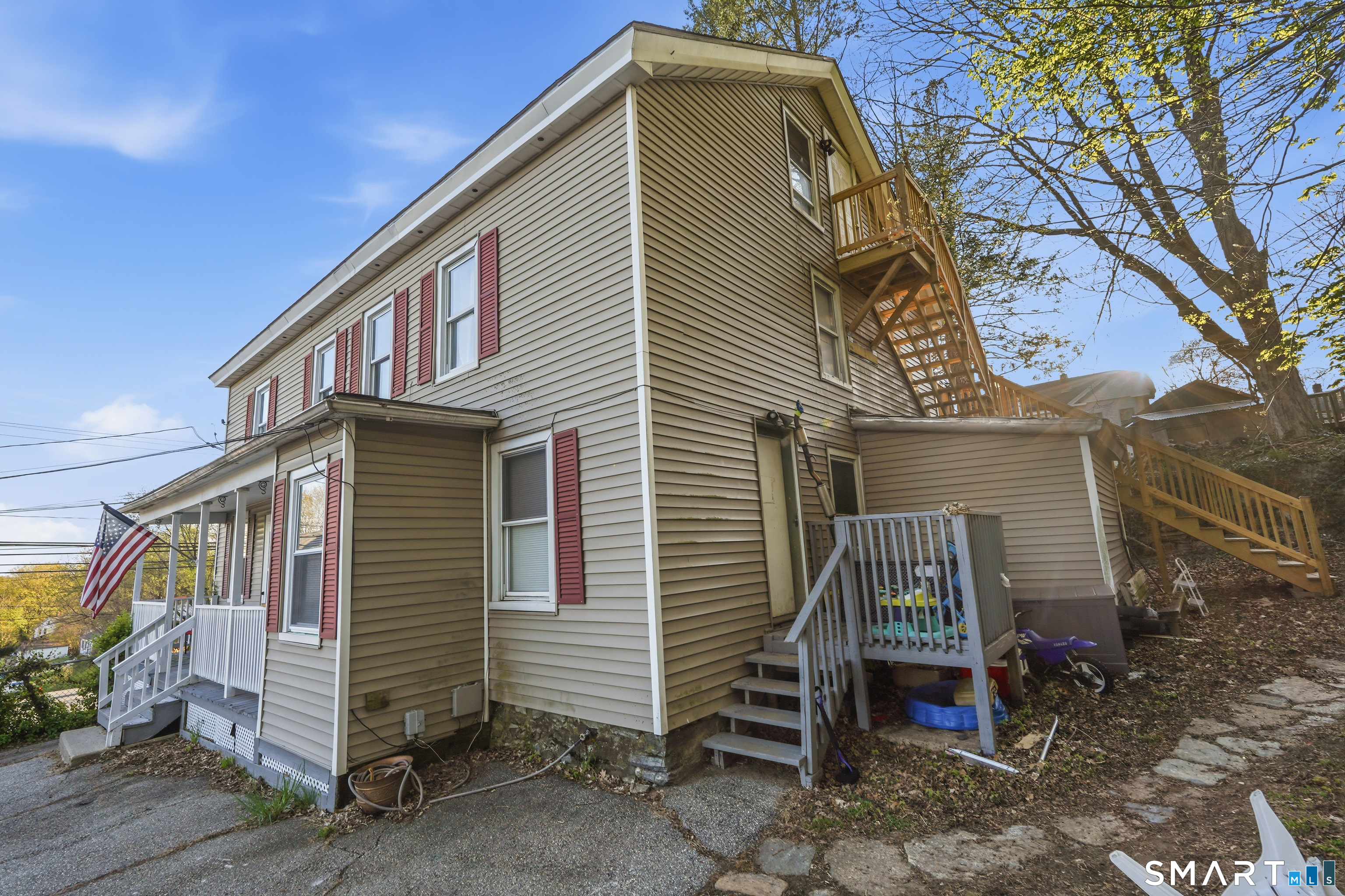 46 Grove Street Putnam CT 06260