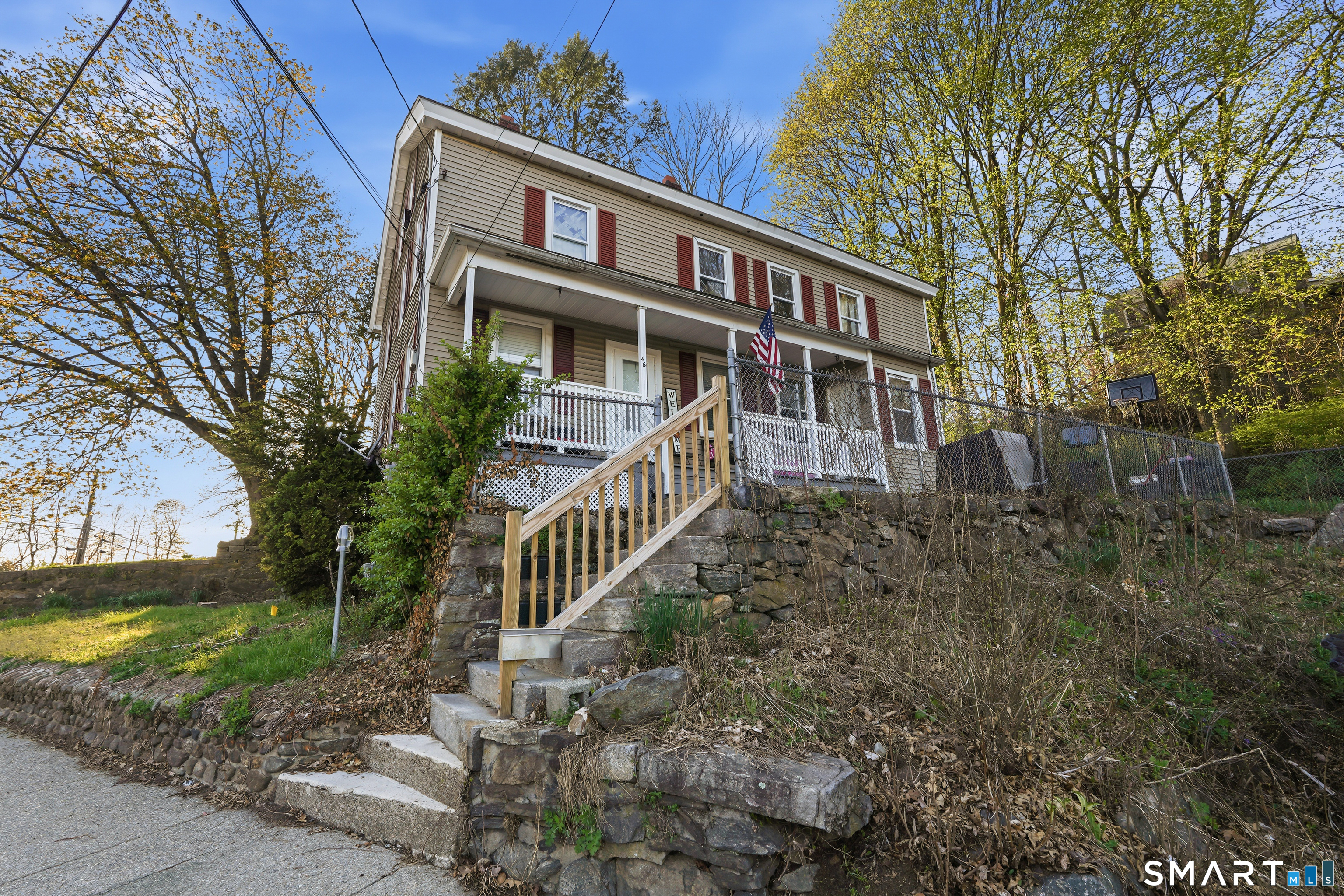 46 Grove Street Putnam CT 06260