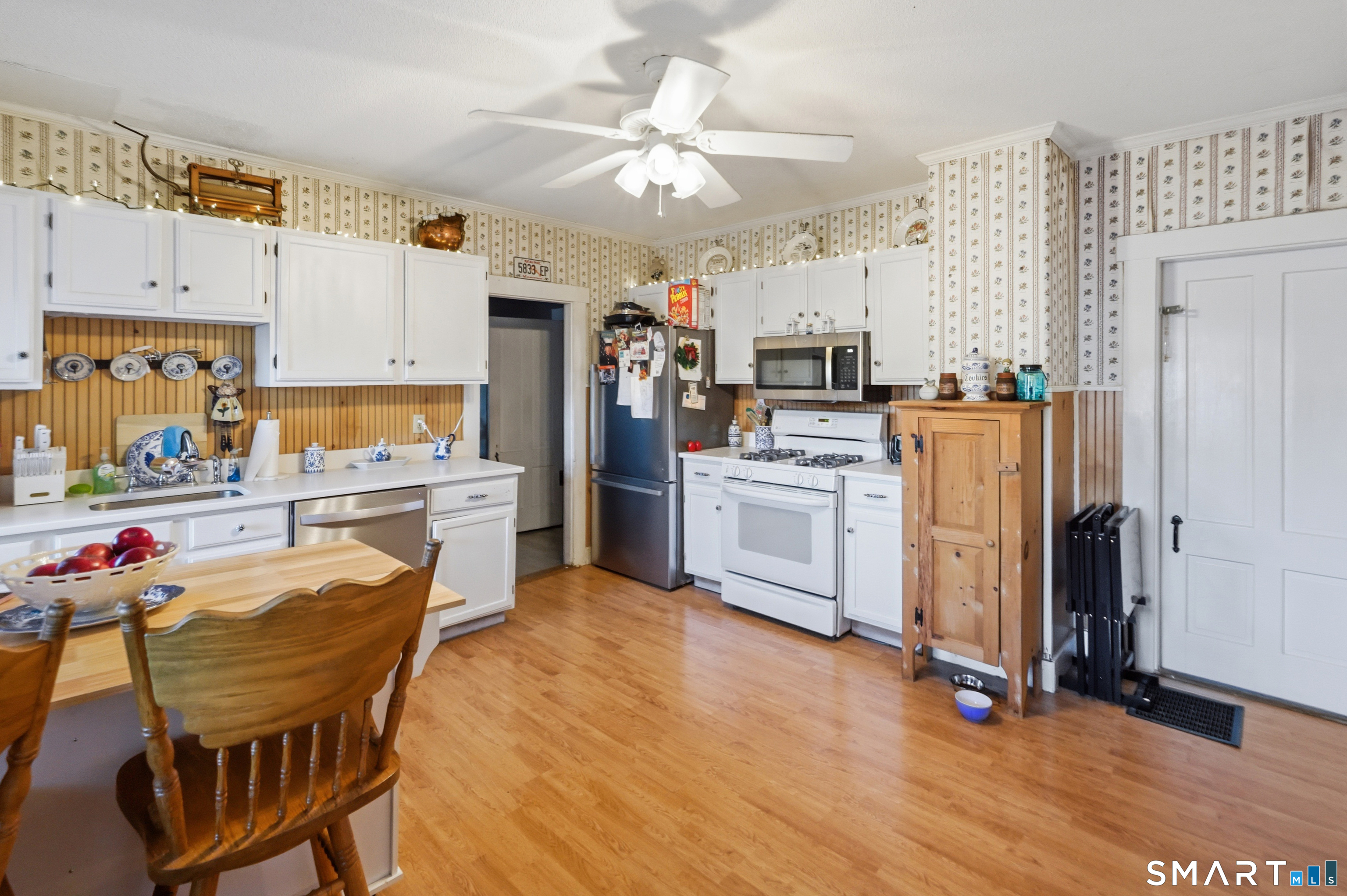 46 Grove Street Putnam CT 06260