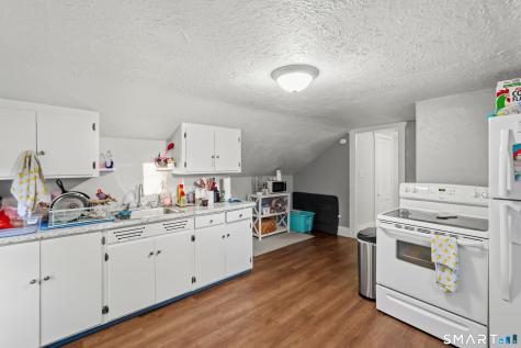 46 Grove Street Putnam CT 06260