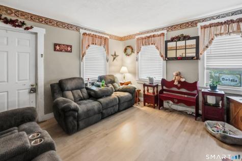 46 Grove Street Putnam CT 06260