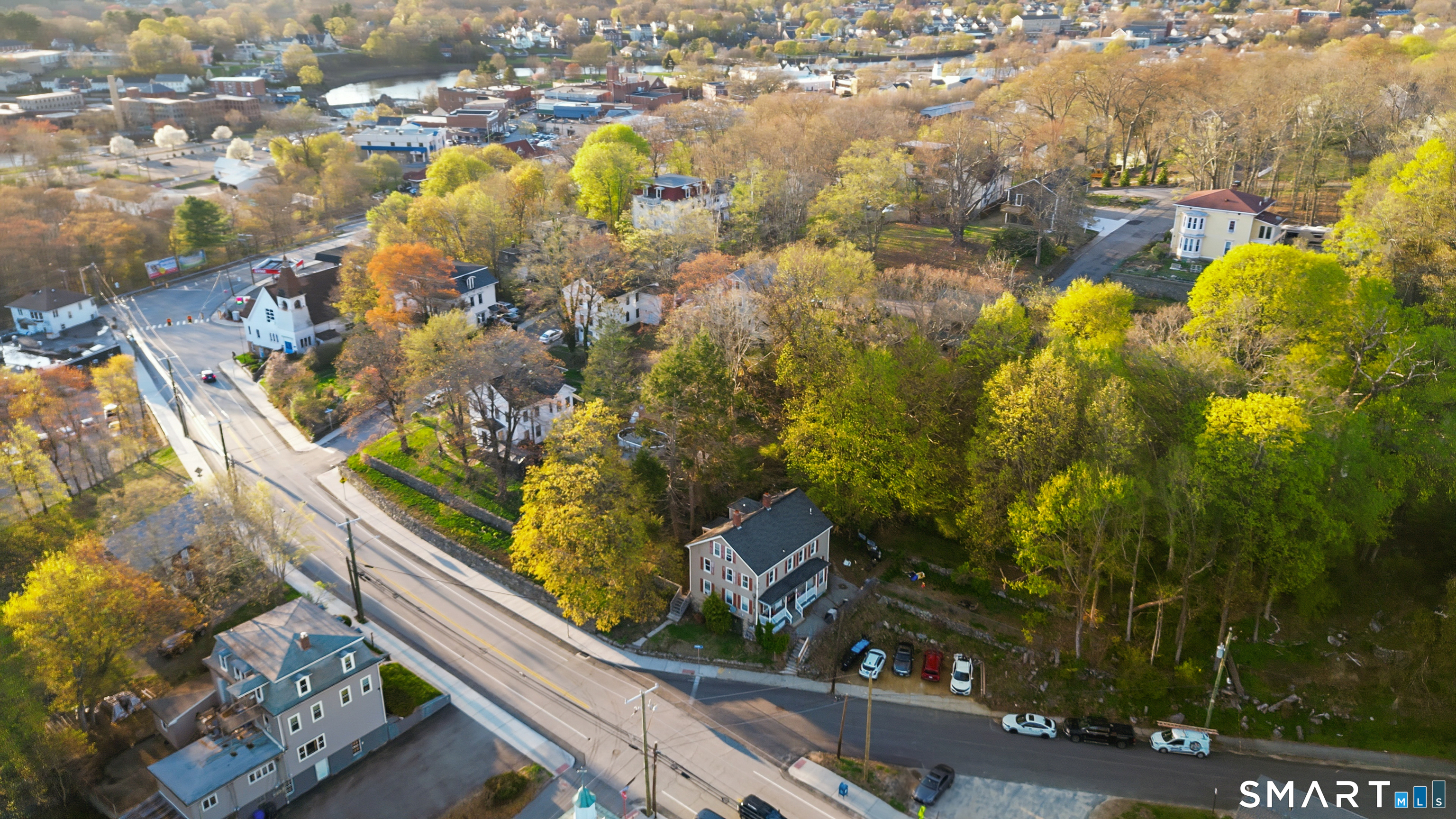 46 Grove Street Putnam CT 06260