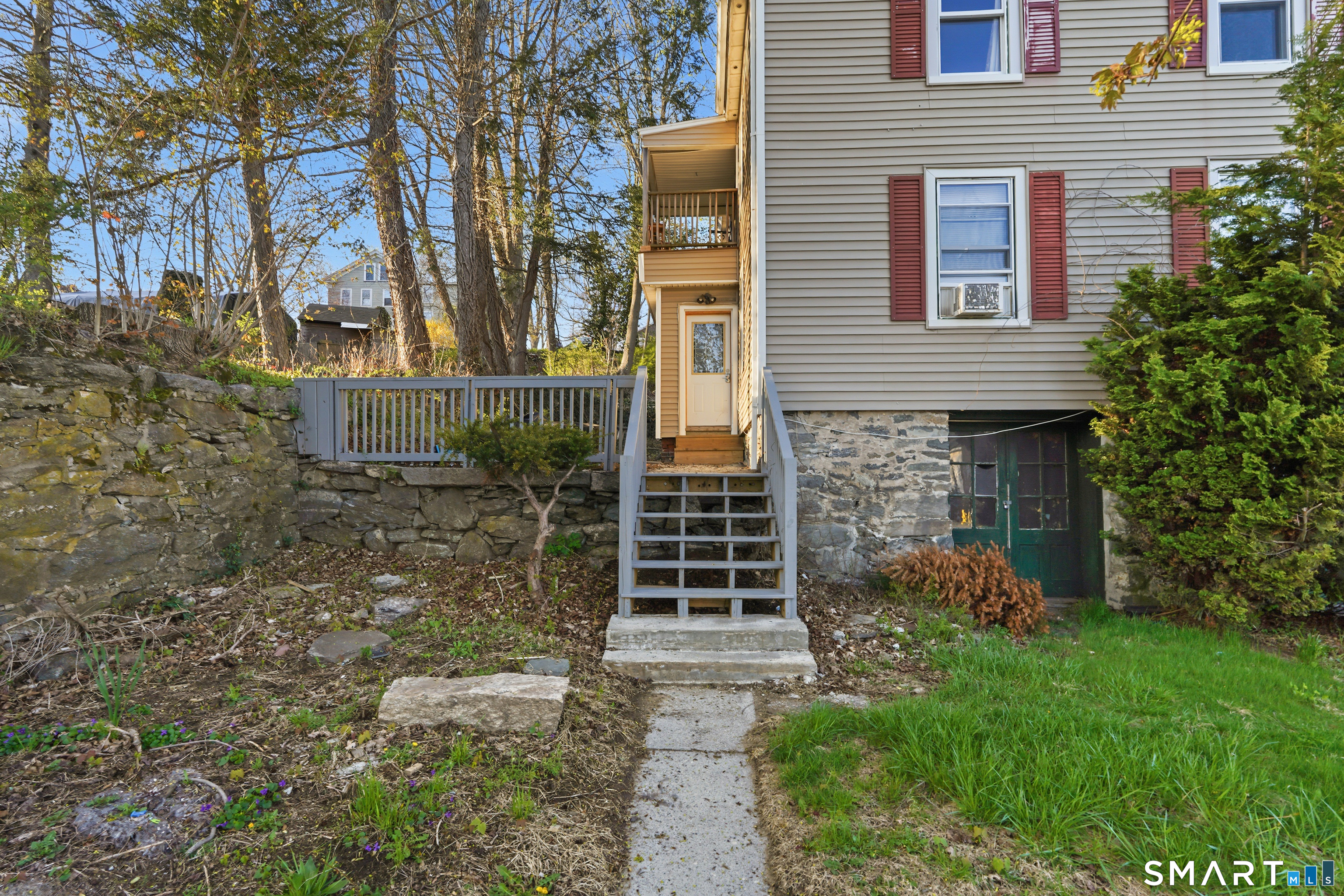 46 Grove Street Putnam CT 06260