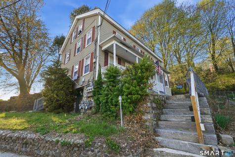 46 Grove Street Putnam CT 06260