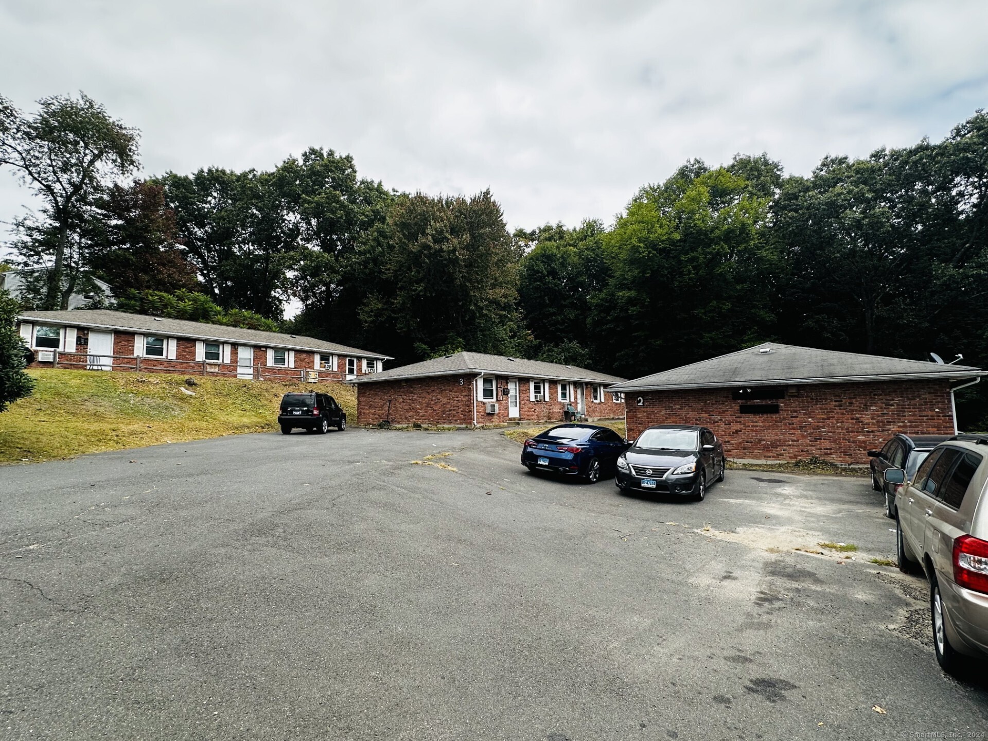 118 Hillhouse Road Waterbury CT 06705