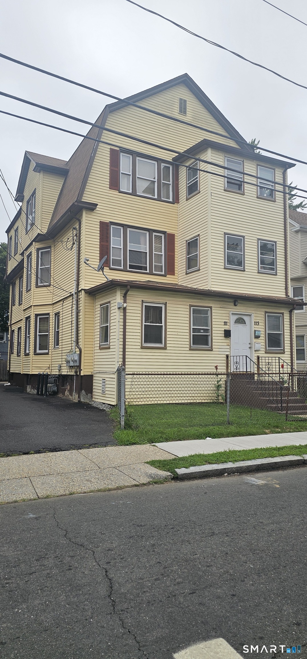 111-113 Kent Street Hartford CT 06112