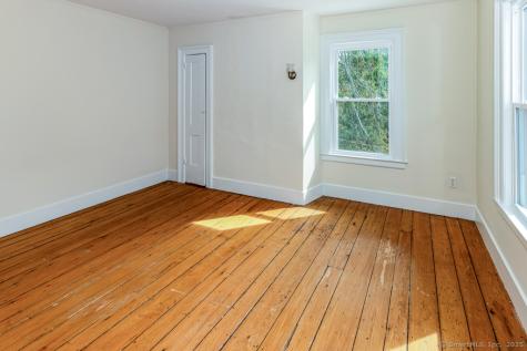 1572 Saybrook Road Haddam CT 06438