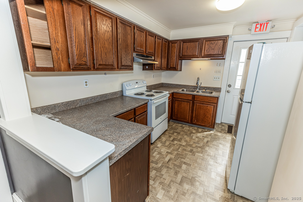 1572 Saybrook Road Haddam CT 06438