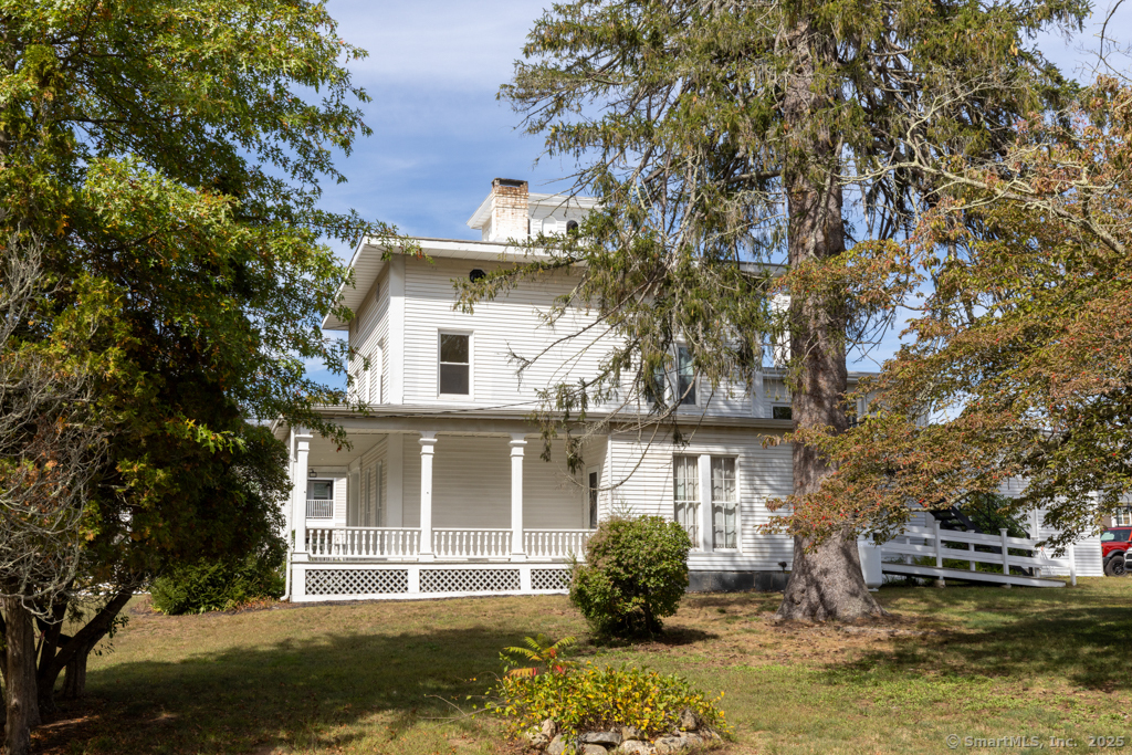 1572 Saybrook Road Haddam CT 06438