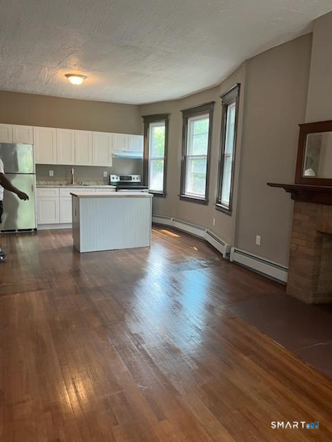 22 Burton Street Hartford CT 06112