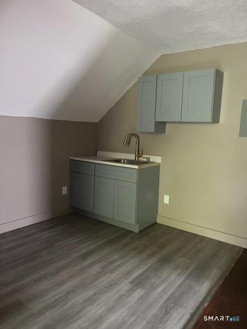 22 Burton Street Hartford CT 06112