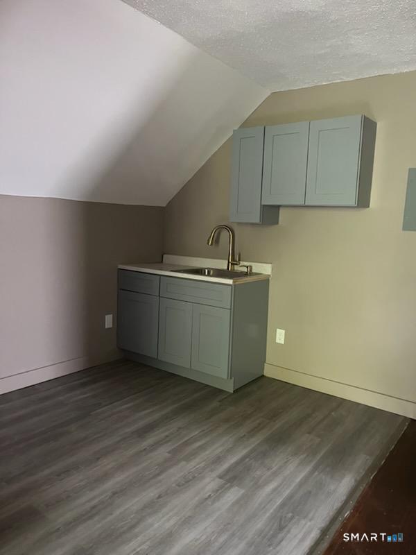 22 Burton Street Hartford CT 06112