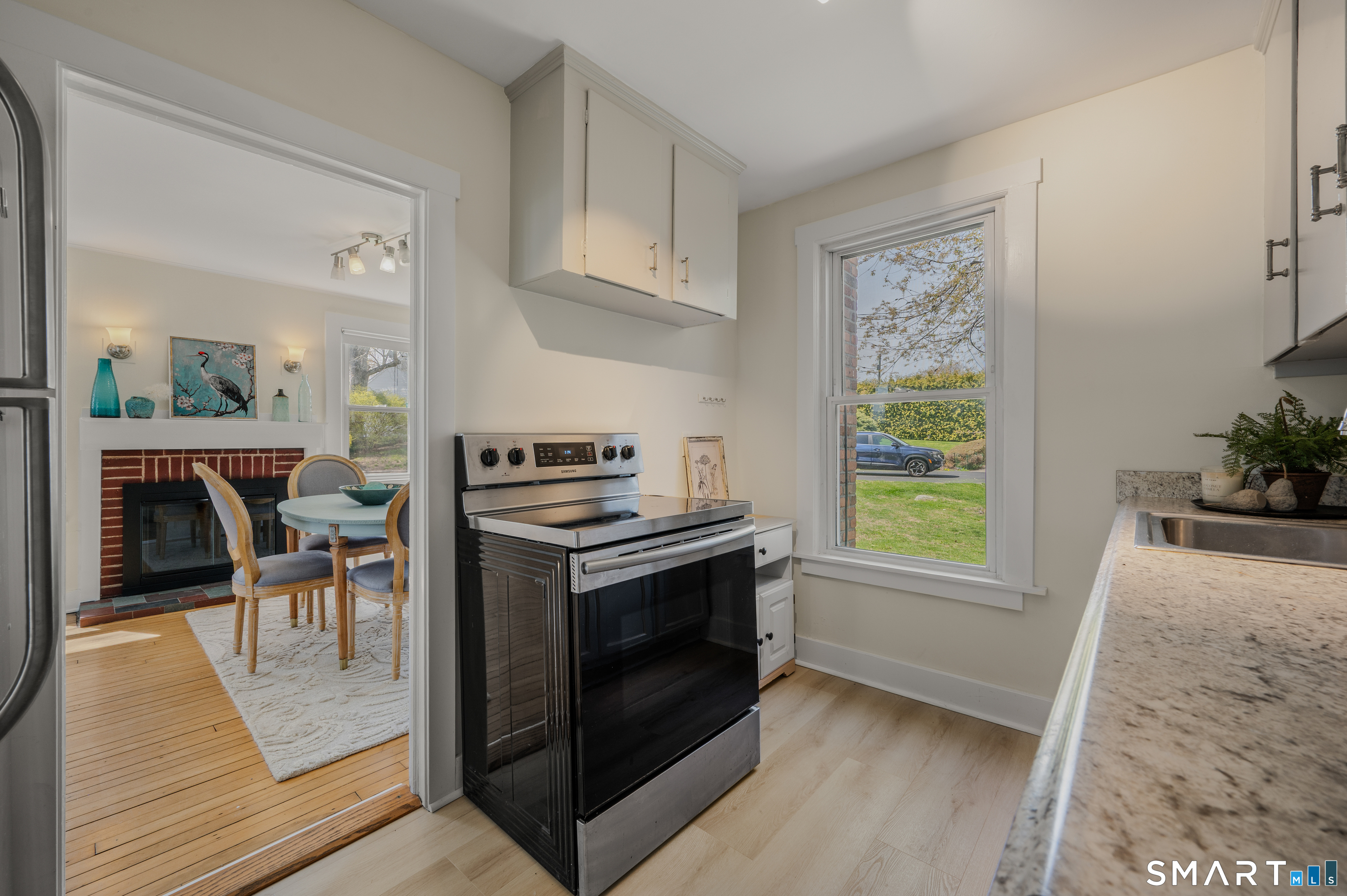 23 Ridgewood Avenue Waterford CT 06385