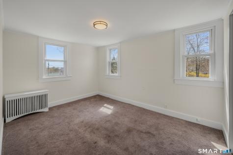 23 Ridgewood Avenue Waterford CT 06385