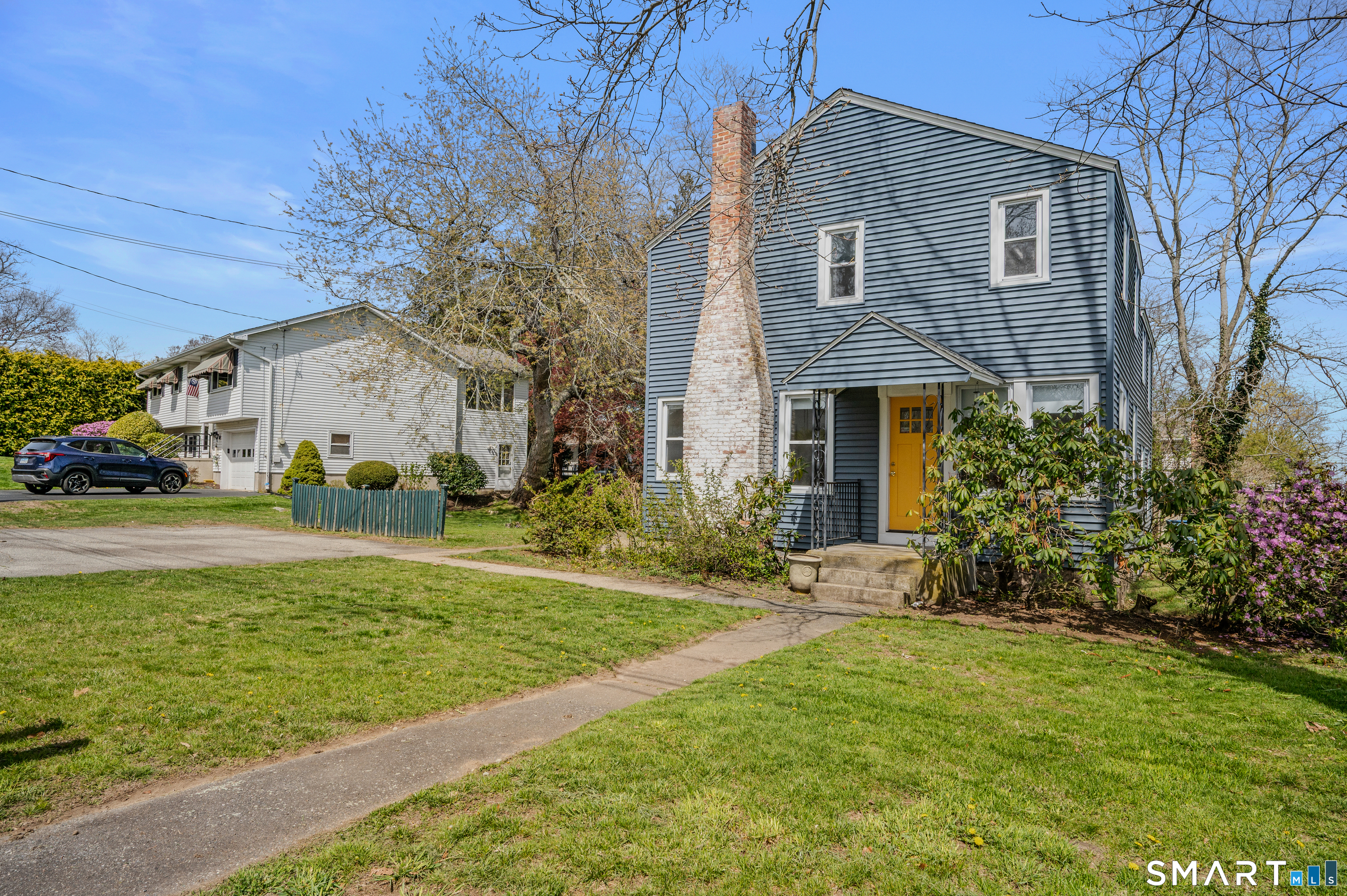 23 Ridgewood Avenue Waterford CT 06385