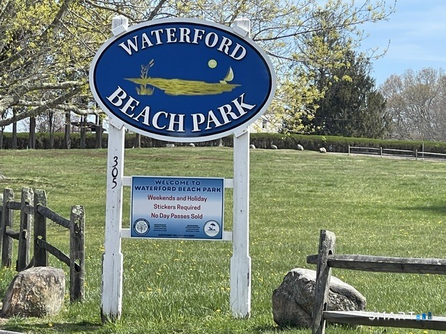 23 Ridgewood Avenue Waterford CT 06385