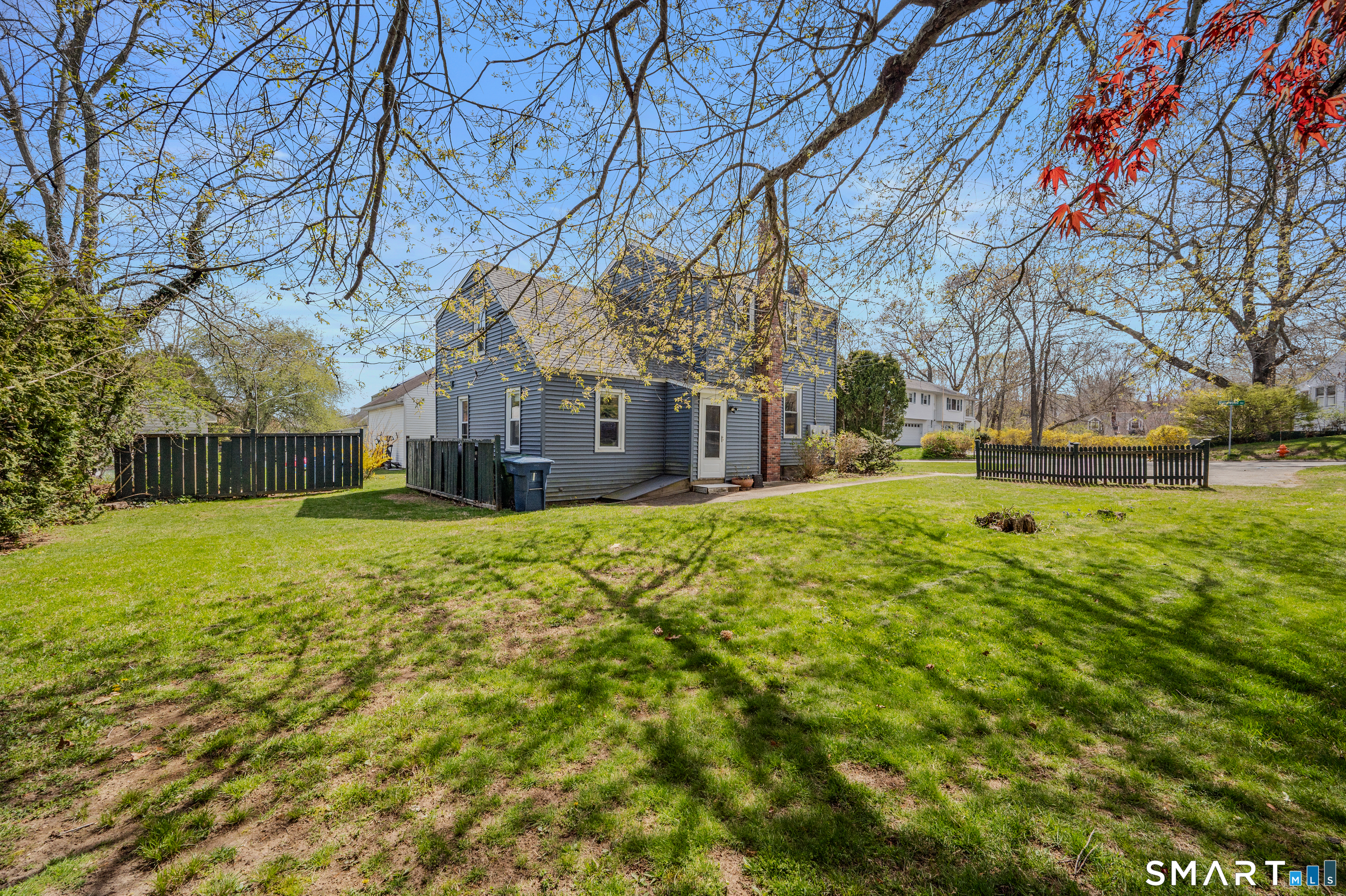 23 Ridgewood Avenue Waterford CT 06385