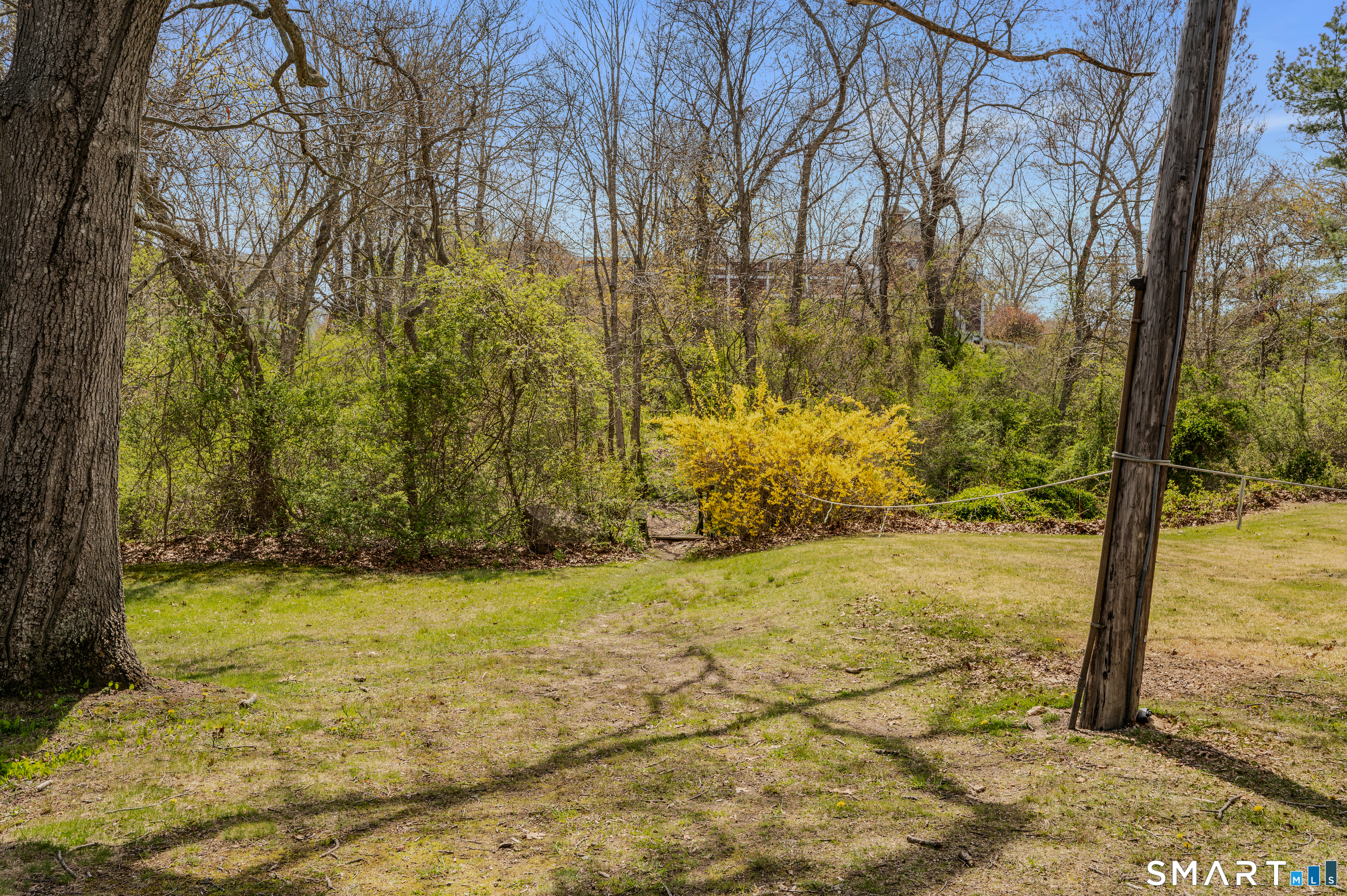 23 Ridgewood Avenue Waterford CT 06385