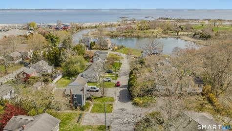 23 Ridgewood Avenue Waterford CT 06385