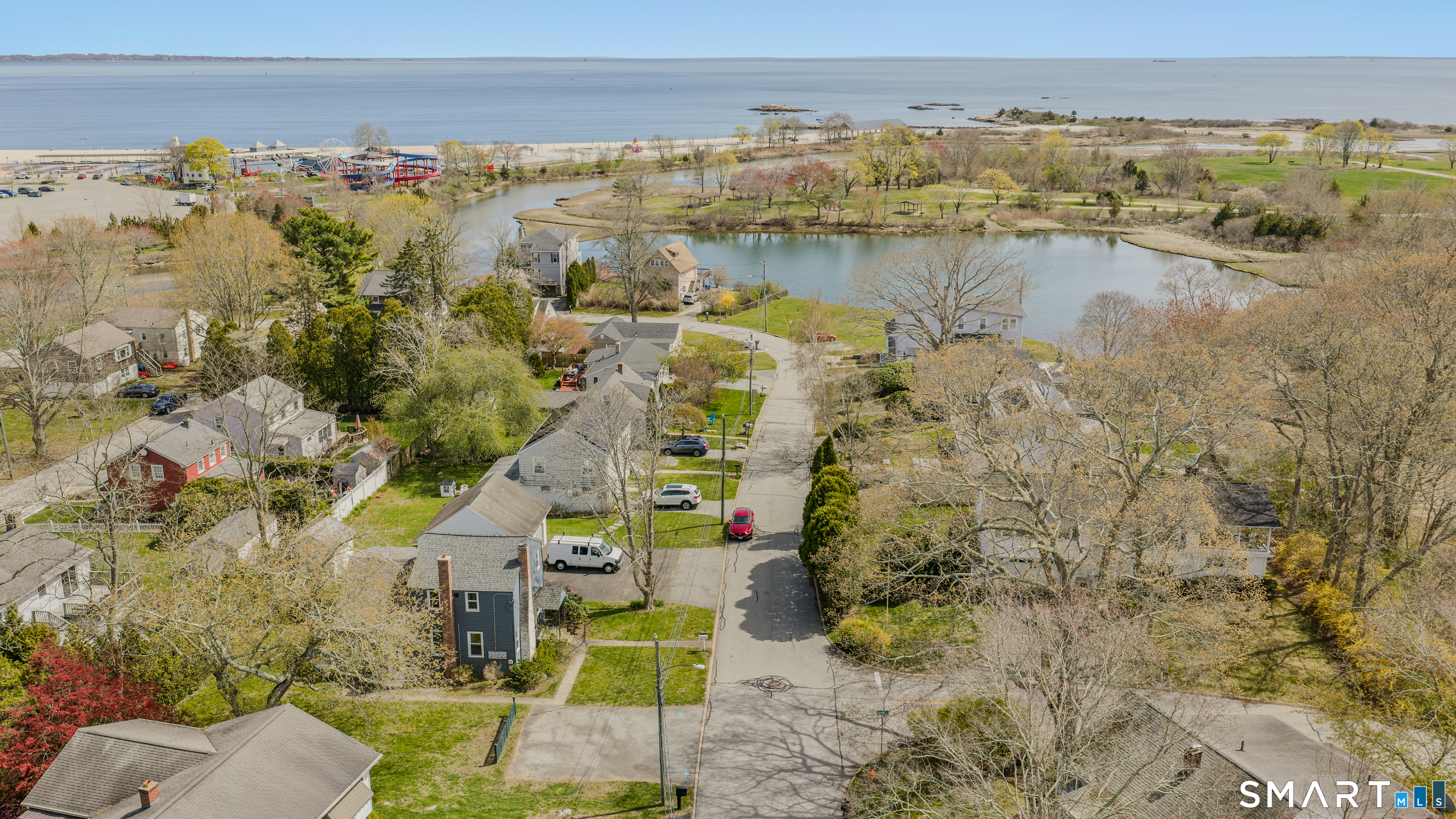 23 Ridgewood Avenue Waterford CT 06385