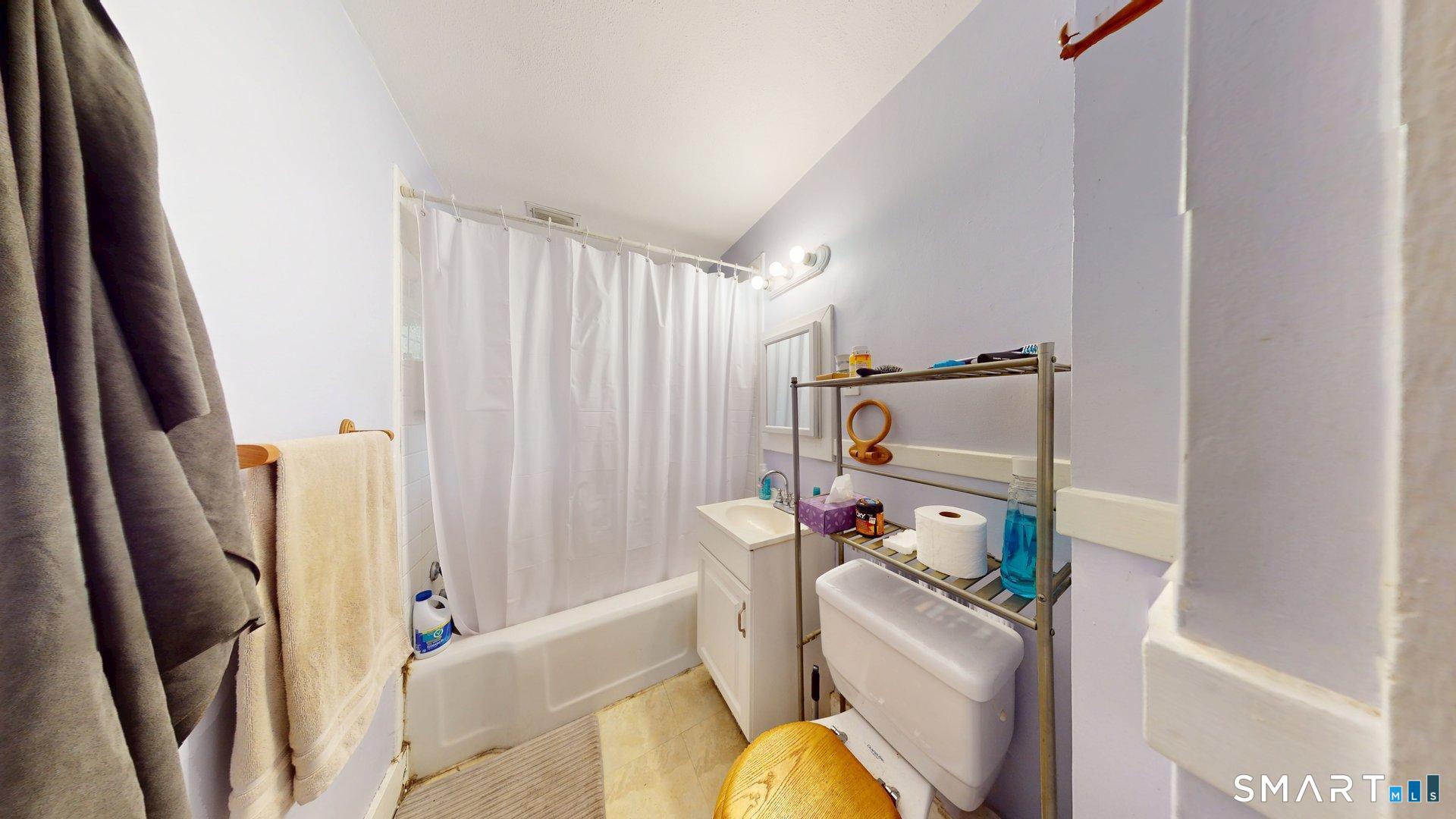 138 Main Street Somers CT 06071