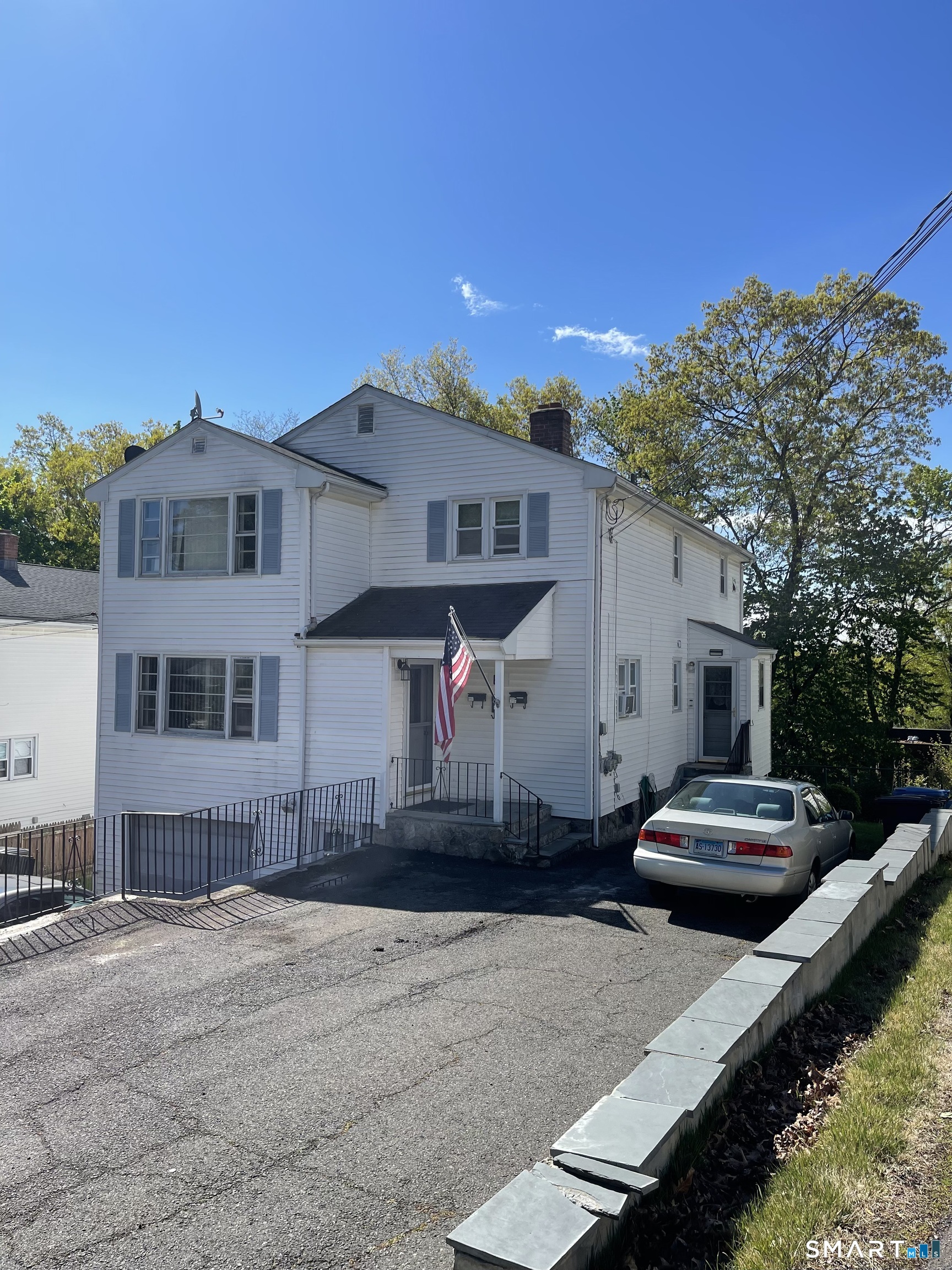 61 Gladiola Street New Britain CT 06053
