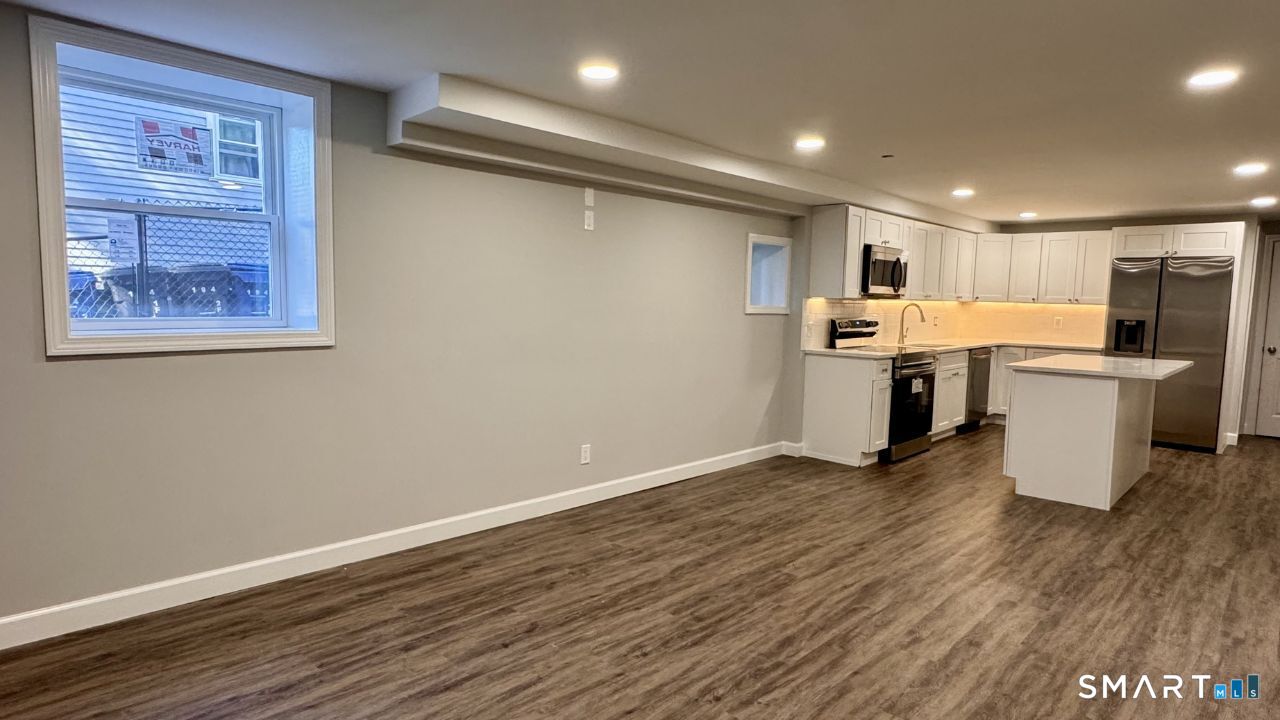 186 York Street West Haven CT 06516