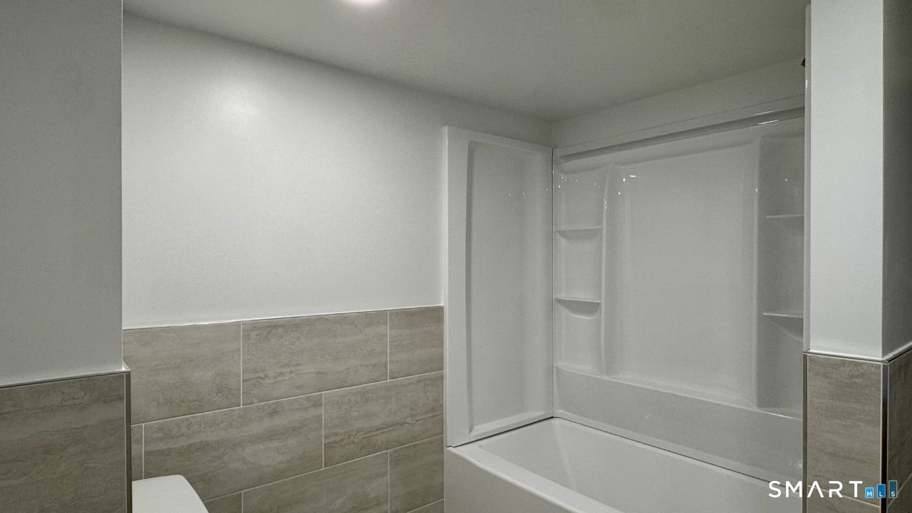 186 York Street West Haven CT 06516