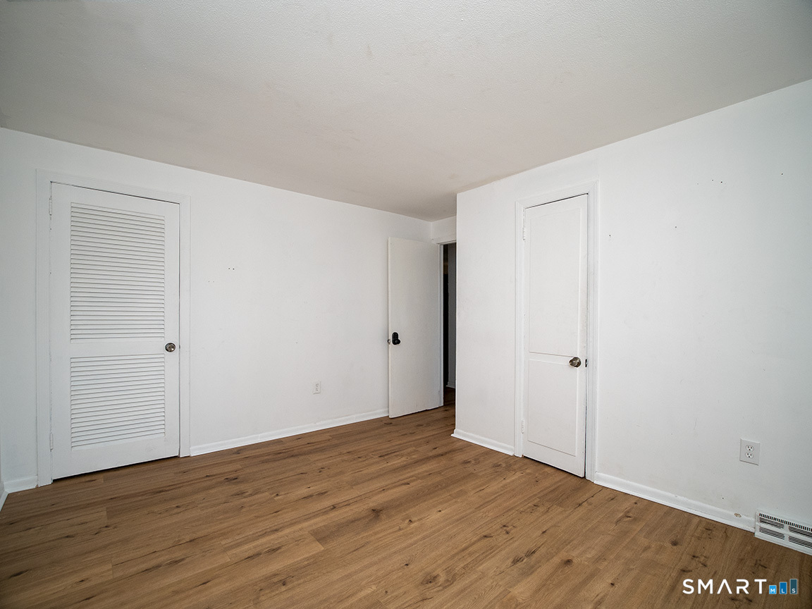 38 Mettler Street Woodbridge CT 06525
