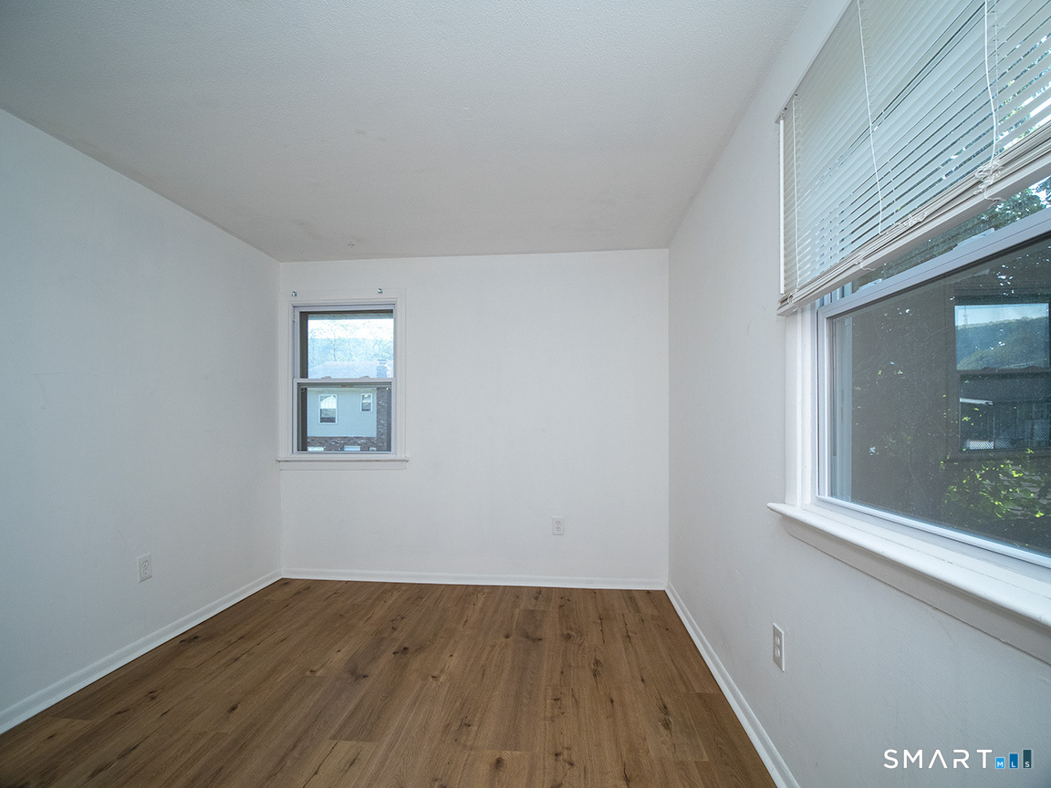 38 Mettler Street Woodbridge CT 06525