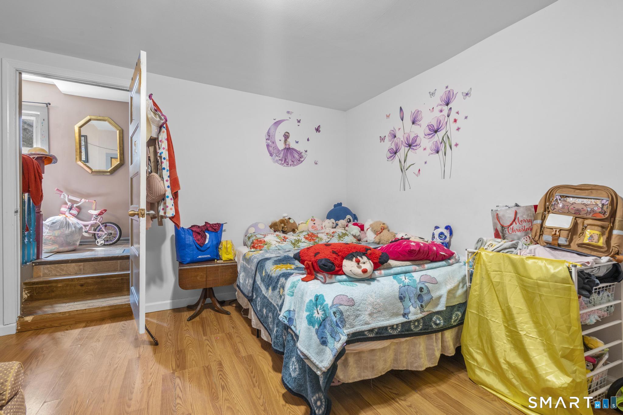19 Davenport Street Stamford CT 06902