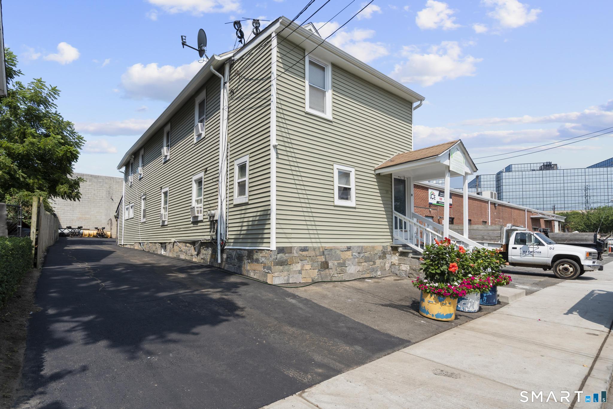 19 Davenport Street Stamford CT 06902