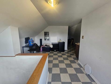102-104 Mapleton Street Hartford CT 06114