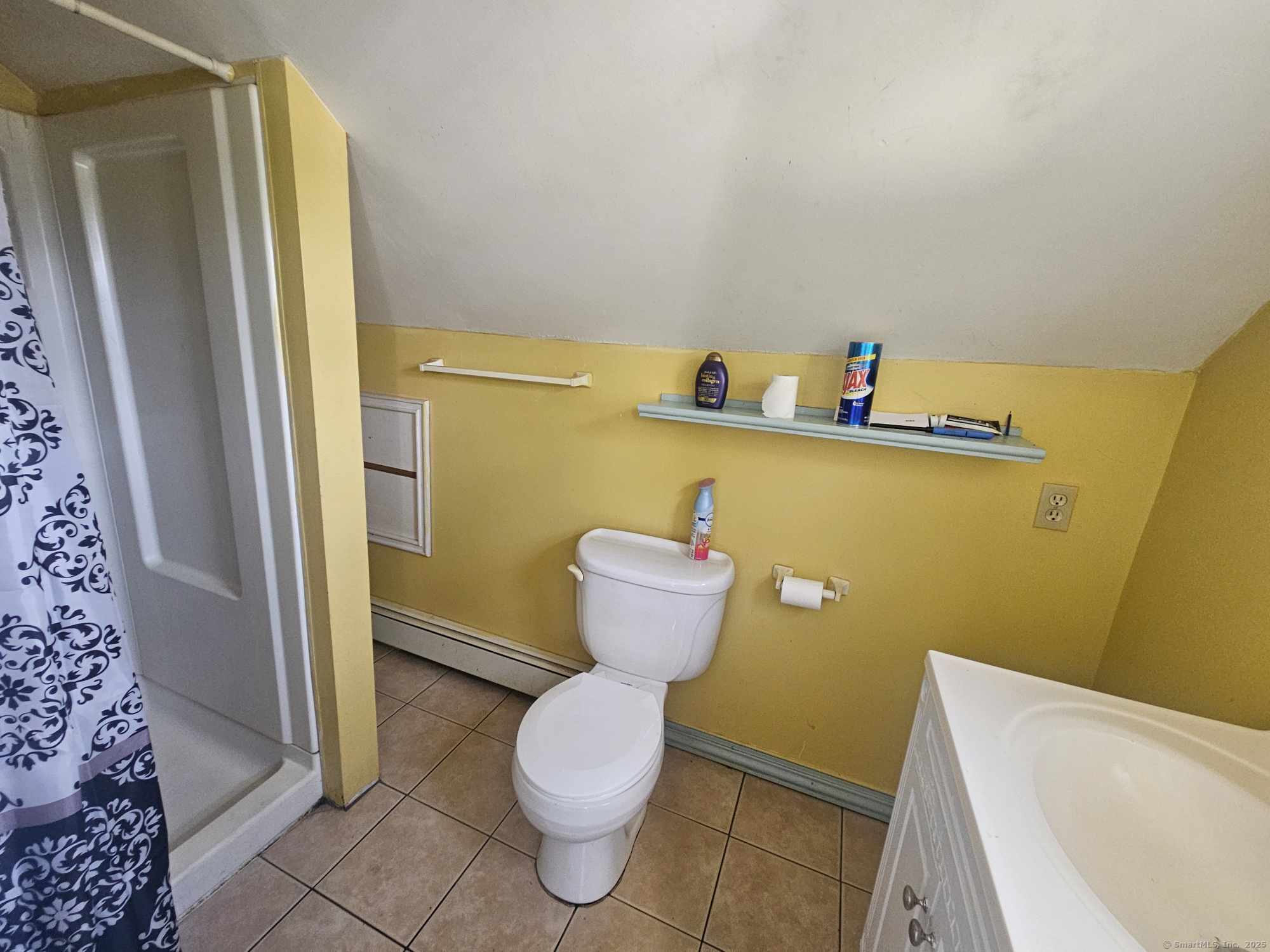 102-104 Mapleton Street Hartford CT 06114