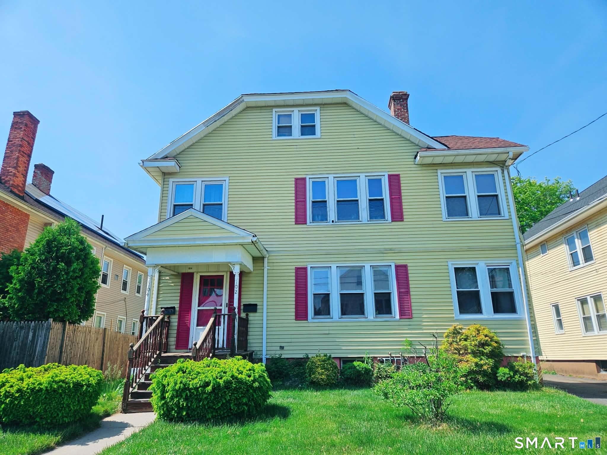 102-104 Mapleton Street Hartford CT 06114