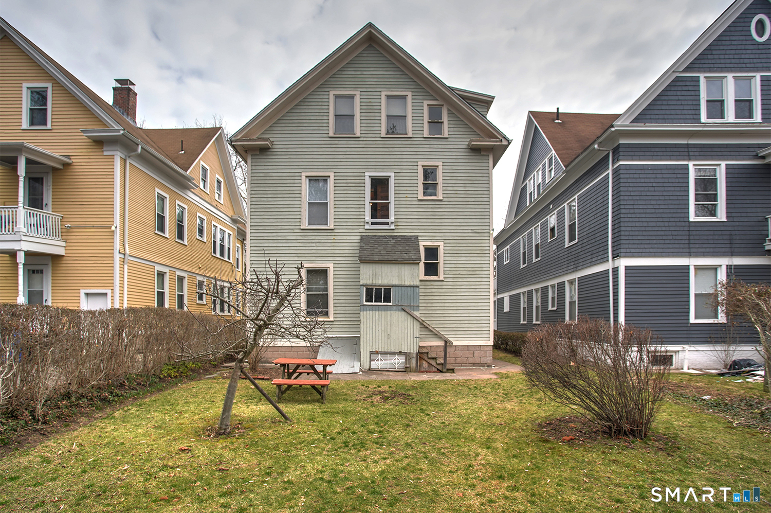 130 Mansfield Street New Haven CT 06511