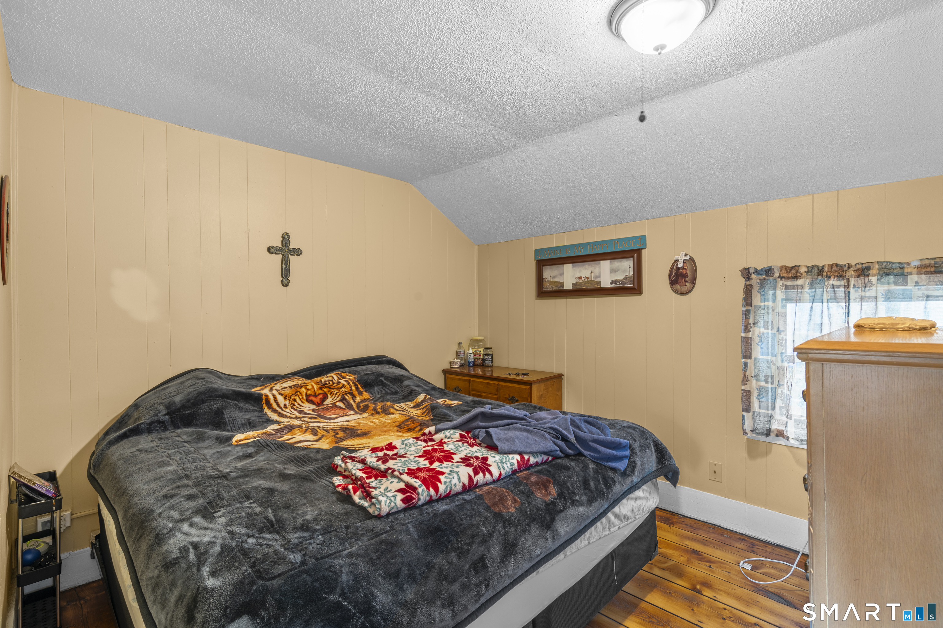 148 Pleasant Street Enfield CT 06082