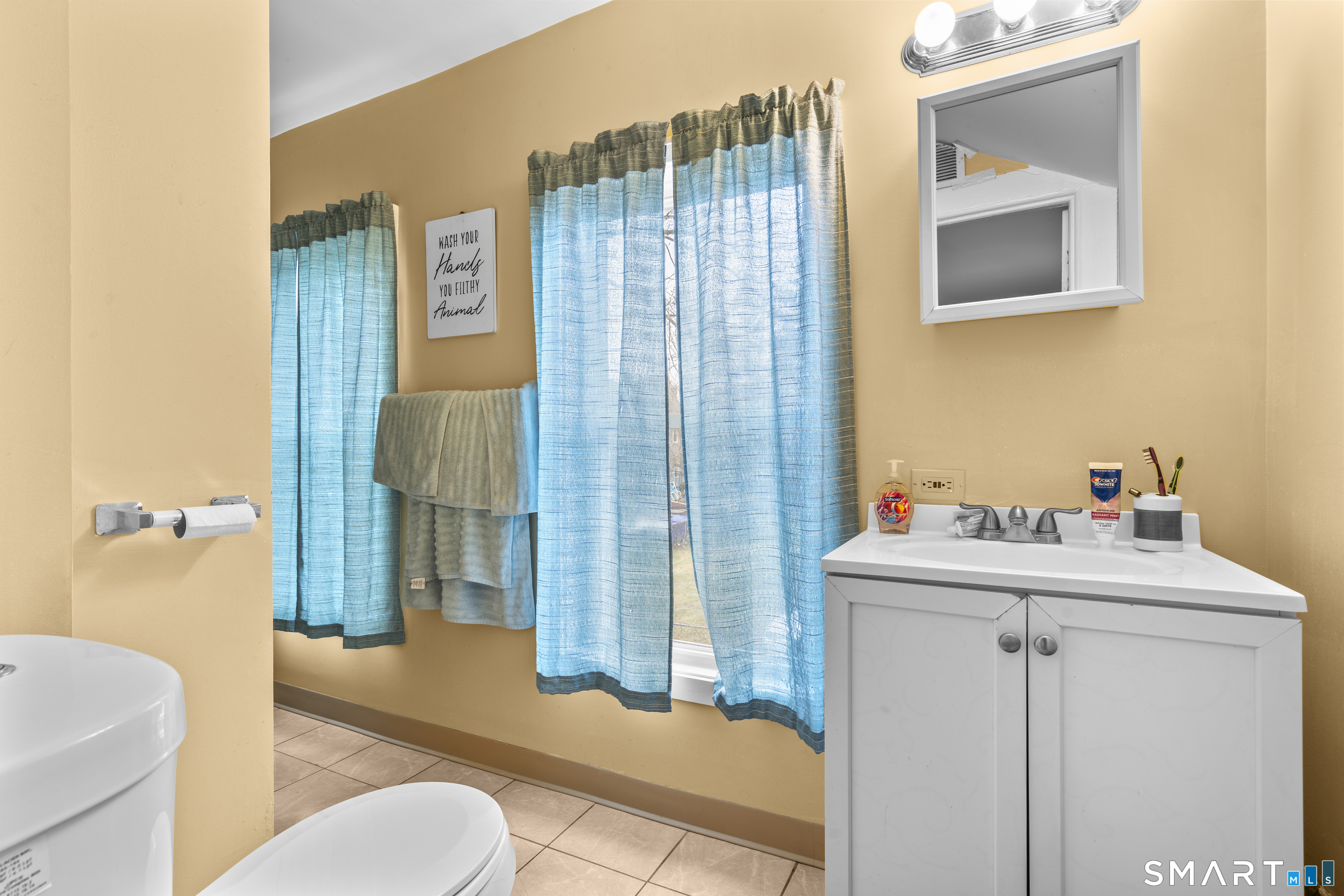 148 Pleasant Street Enfield CT 06082