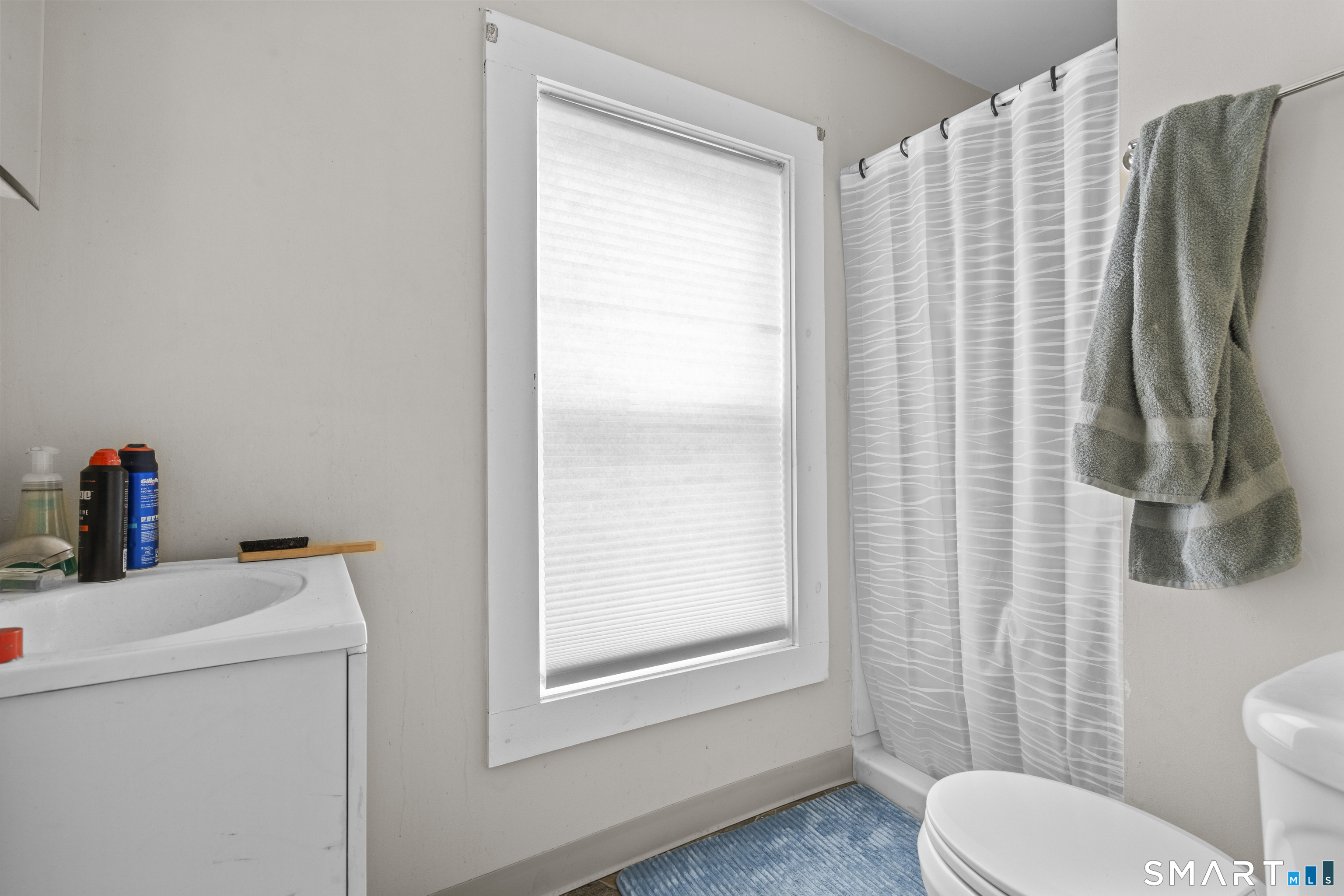 148 Pleasant Street Enfield CT 06082