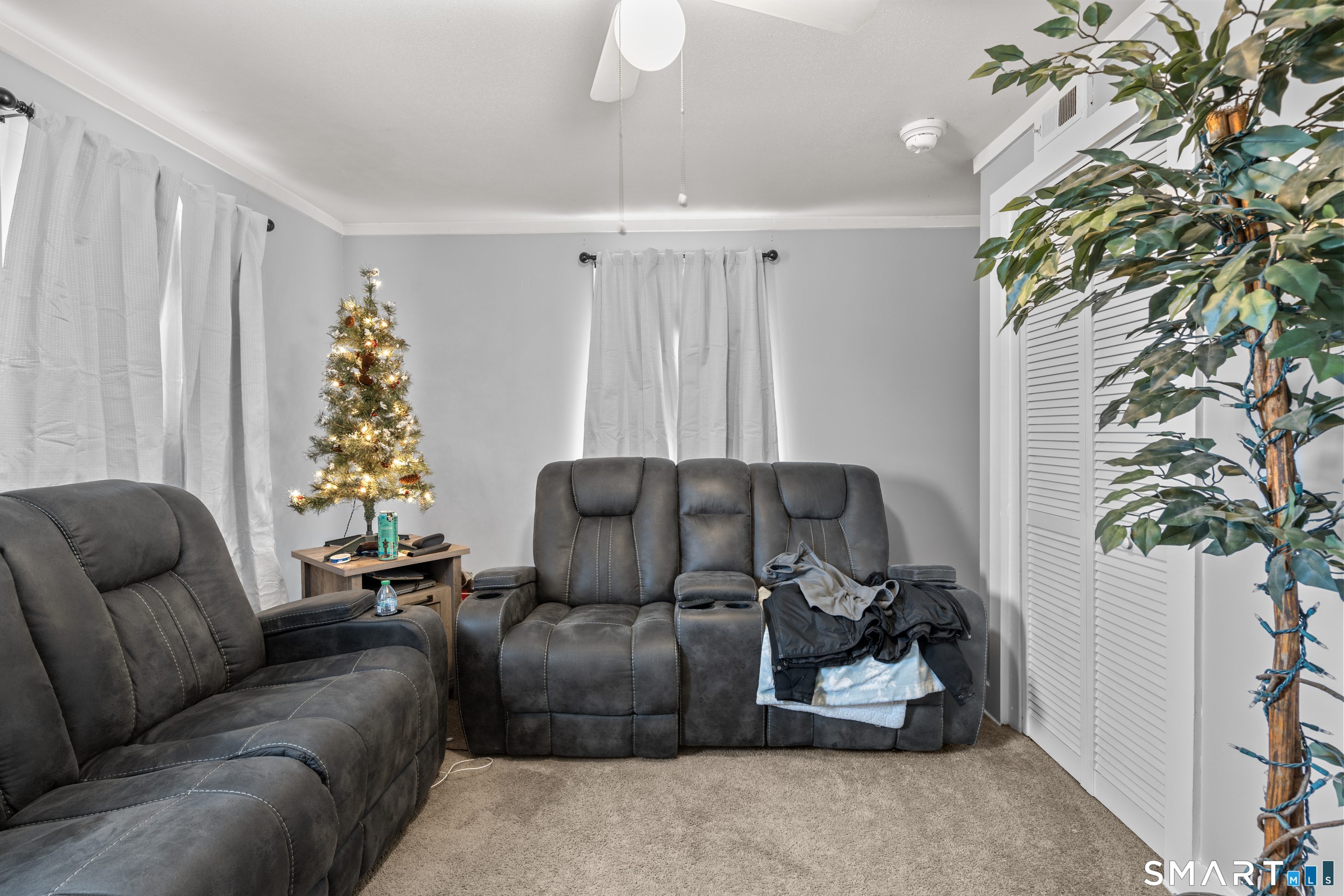148 Pleasant Street Enfield CT 06082